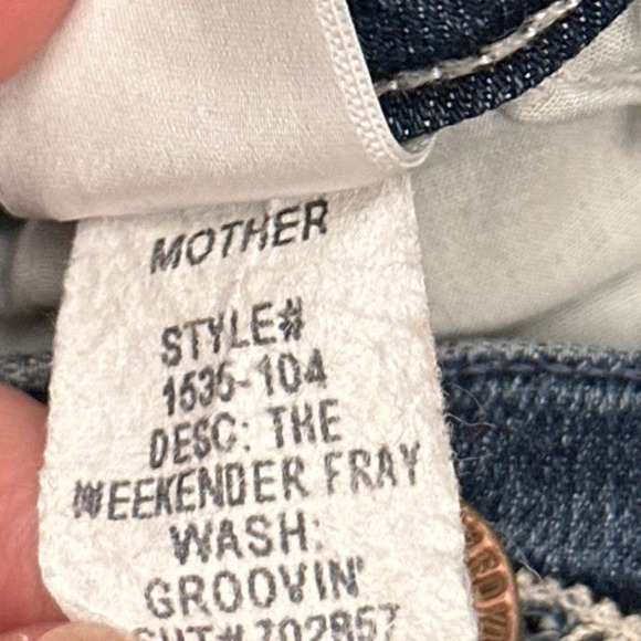 Mother The Weekender Fray Groovin Stretch Flare Jeans 27x30 Mid-Rise Denim EUC - Picture 6 of 13